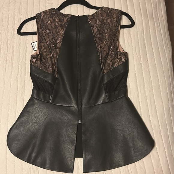 BCBG Black Leather w/Lace Sleeveless Top - Picture 4 of 5